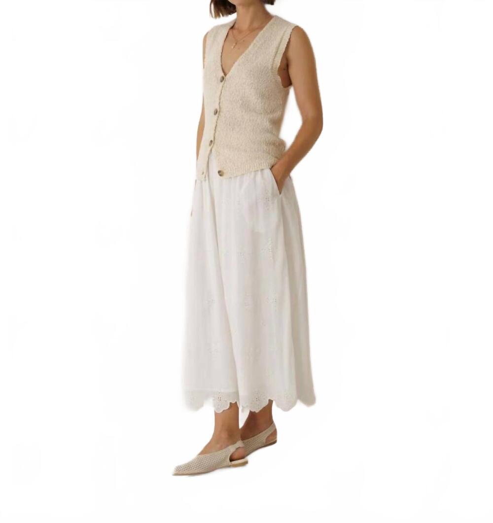 NEW INDI & COLD flared elastic skirt with embroideries in blanco